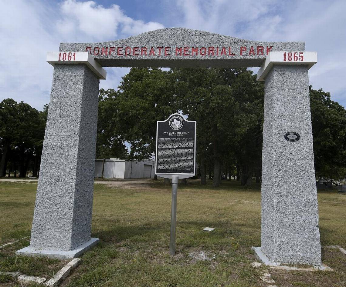 Cleburne arch