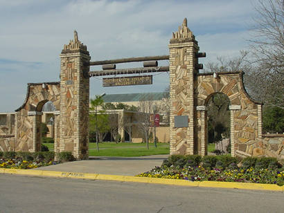 Keene Mispah gate